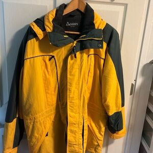 Yellow and grey winter jacket from Gerry, size XL.